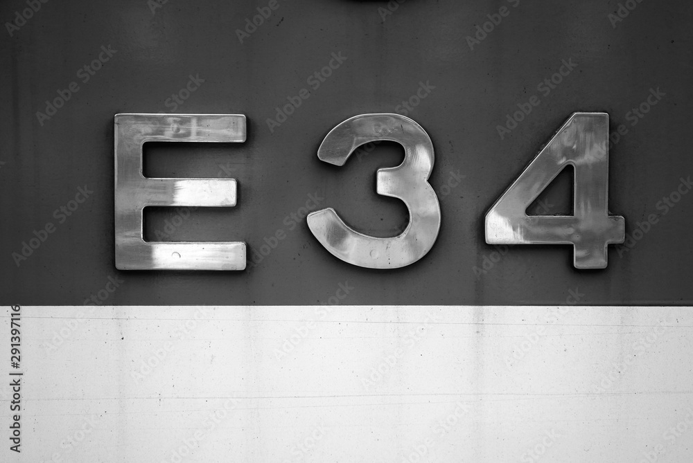 数字 英語 文字 E 3 4 レトロ Stock イラスト Adobe Stock