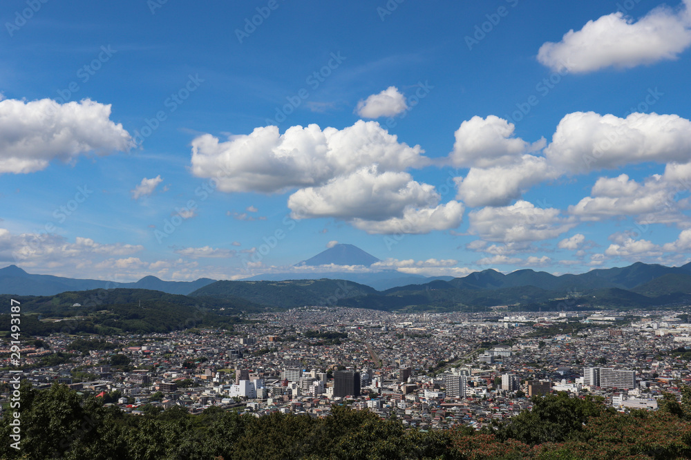 権現山（弘法山）から見た秦野市街と富士山（神奈川県）,Mt.Fuji and Hadano City(Kanagawa Pref,Japan)