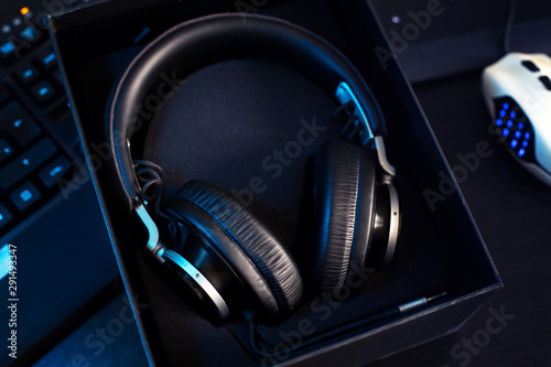 Black headphones hifi on desk audiophile