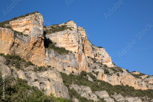 Peaks at Pesquera de Ebro  Burgos © kevers