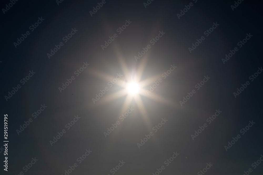 Sonne auf offener See Sonne auf offener See