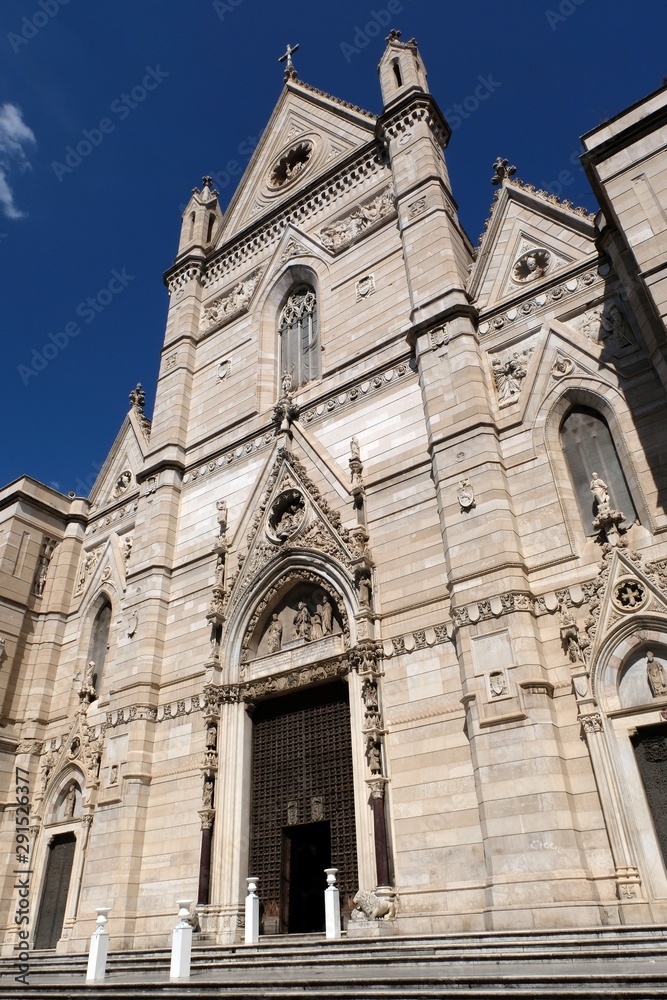 Fototapeta premium Cathédrale Notre-Dame-de-l'Assomption de Naples