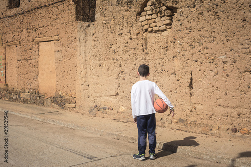 The problem of depopulation in rural areas of Spain, a child only for a town