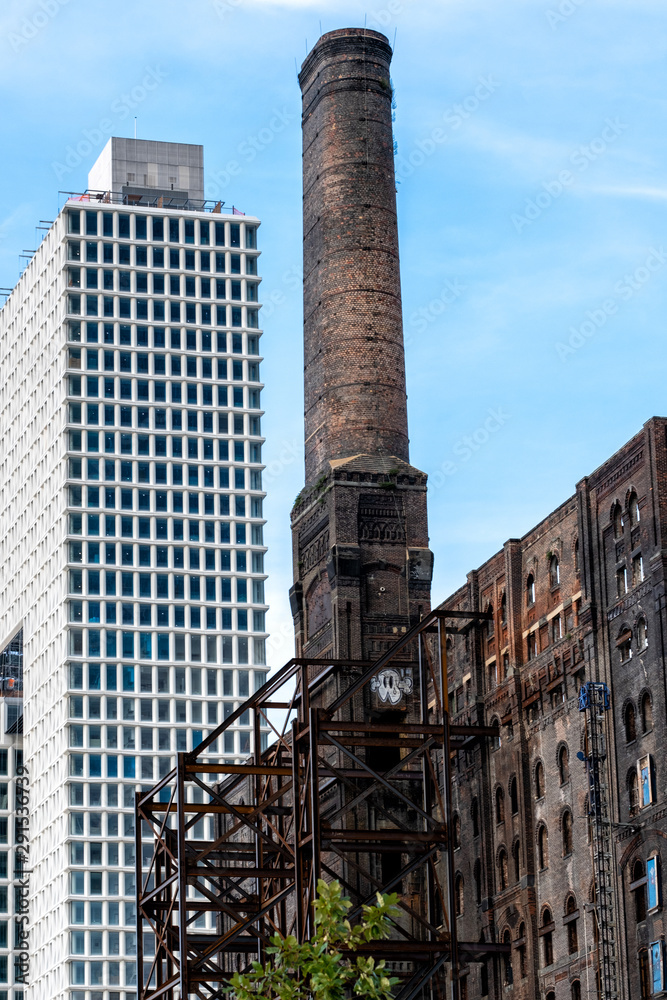 Fototapeta premium Domino Park in Williamsburg Brooklyn, Old sugar factory