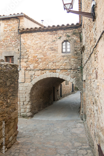 Fototapeta Naklejka Na Ścianę i Meble -  Medieval village of Peratallada in the heart of Costa Brava.