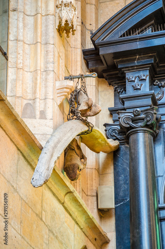 Cuadro en lienzo Bones at the enter to cathedral of St Stanislaw and St Vaclav in Wawel castle, Krakow Poland