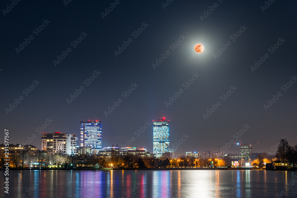 Super blue Moon Eclipse seen from Bucharest Super blue Moon Eclipse seen from Bucharest