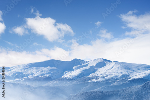 Winter landscape with snow capped mountains © Oleksandr Kotenko