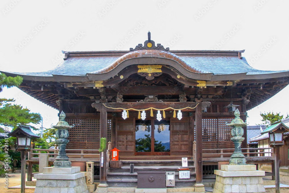 Fototapeta premium 琴弾八幡宮