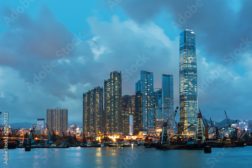 Skyline of Victoria Harbor of Hong Kong city at night © leeyiutung