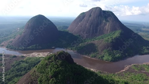 Cerros Mavicure o Mavecure en la orinoquia colombiana (Inirida_Guainia_Colombia) photo