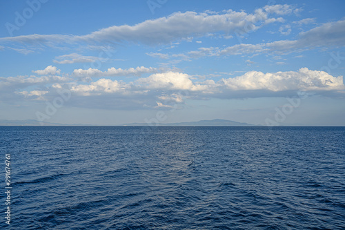 Meer aus der Sicht des Hafens von Mytilini, Insel Lesbos, Griechenland