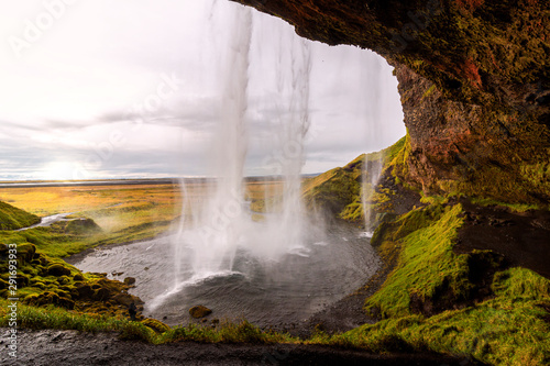 Seljalandsfoss Iceland © Thomas Heitz