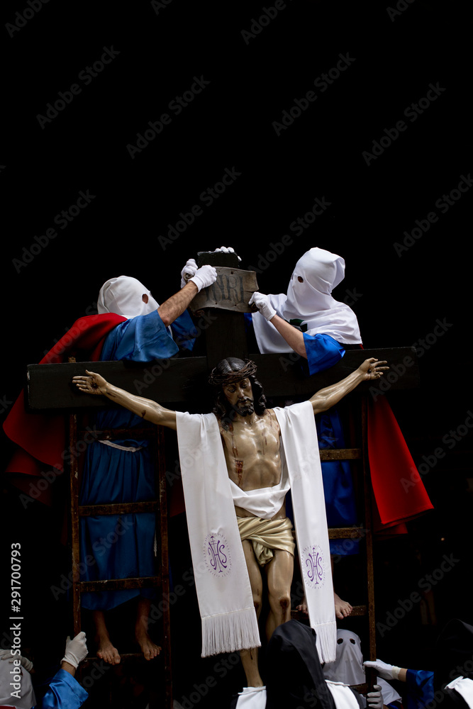 Obraz premium Jesus Christ being taken down from the cross