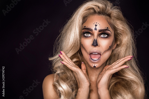 Sexy witch with Halloween skeleton make up - Image