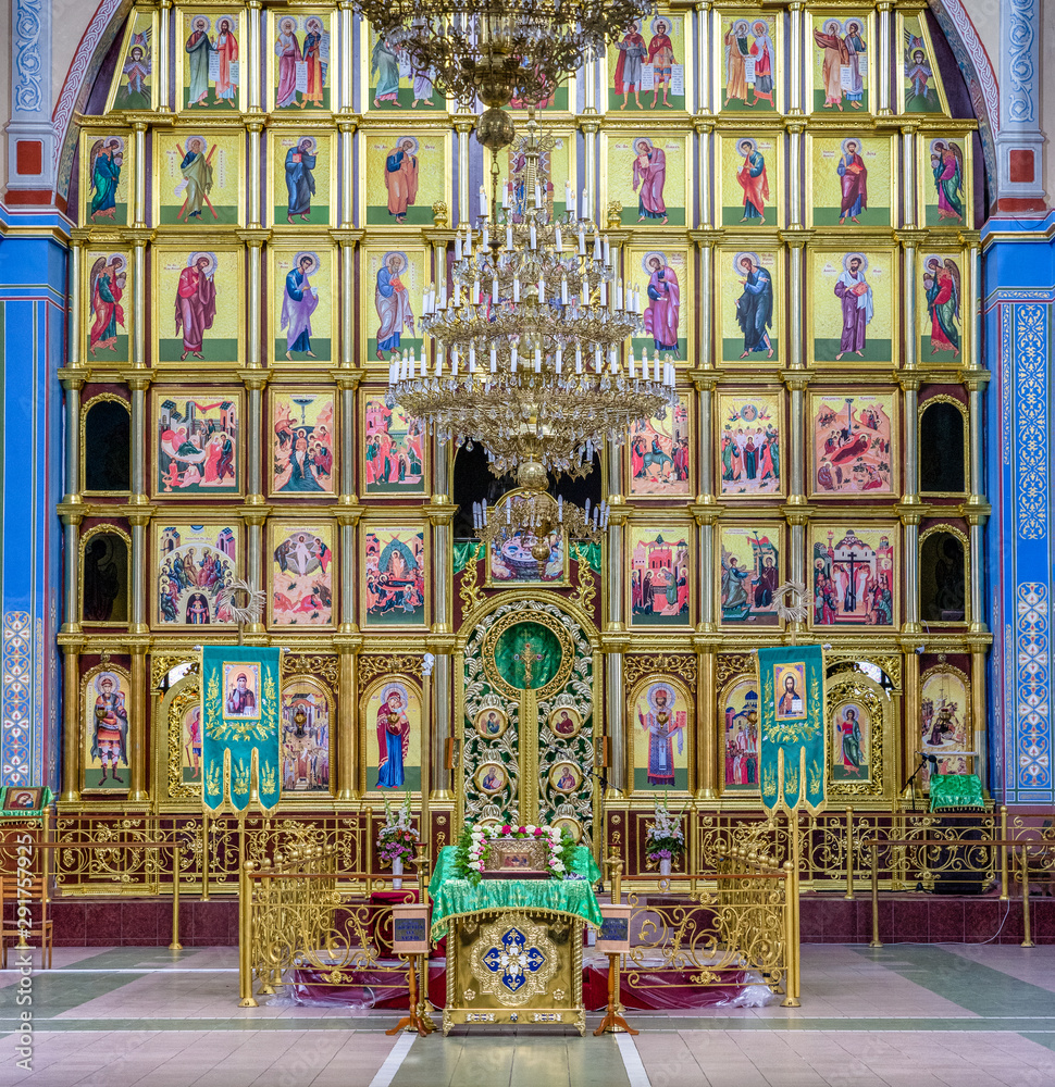 Fototapeta premium Interior of Orthodox cathedral in Uzhhorod, Ukraine