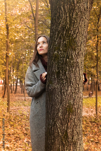 girl at the tree