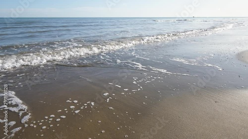 Wallpaper Mural Moving along the beach at daylight in UHD resolution Torontodigital.ca
