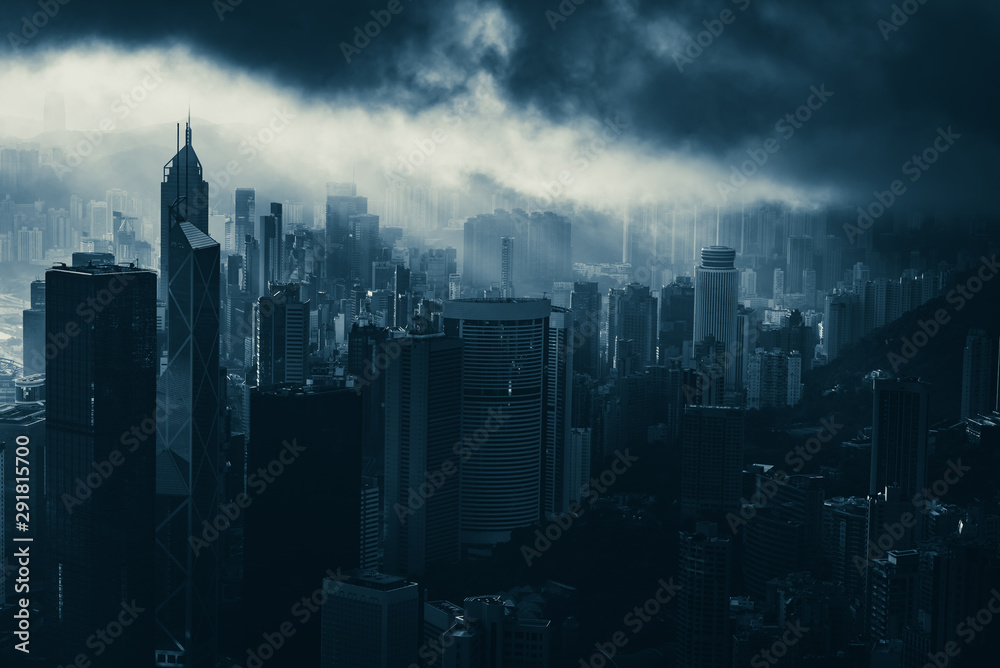 Fototapeta premium niebieski filtr nocnego światła miasta