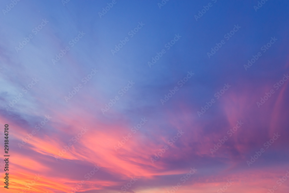 Fototapeta sunset sky with colorful sunlight on cloud fluffy in the evening