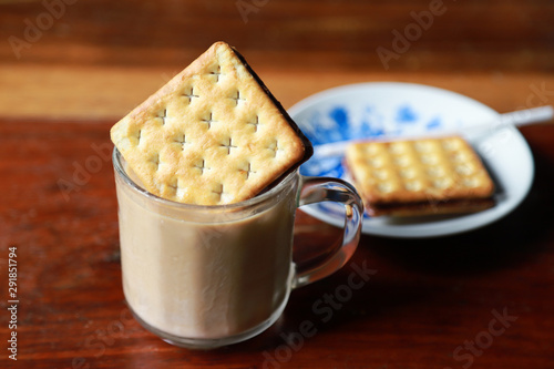 Chocolate cracker on dish for eating with coffee 