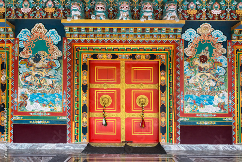 Ralang Monastery door Ravangla, Sikkim, India photo