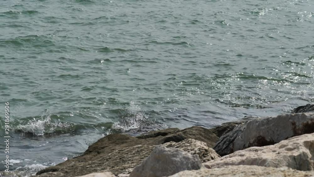 Ocean waves in UHD resolution Ocean waves in UHD resolution