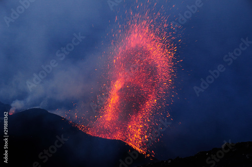 Vulcano Stromboli photo