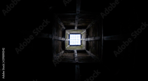 Wooden tunnel looking up - Grid underground