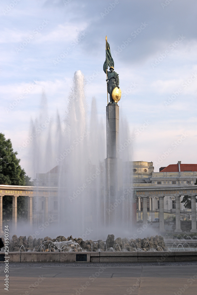 A monument to the liberatorsof Austria Schwarzbergplatz Vienna