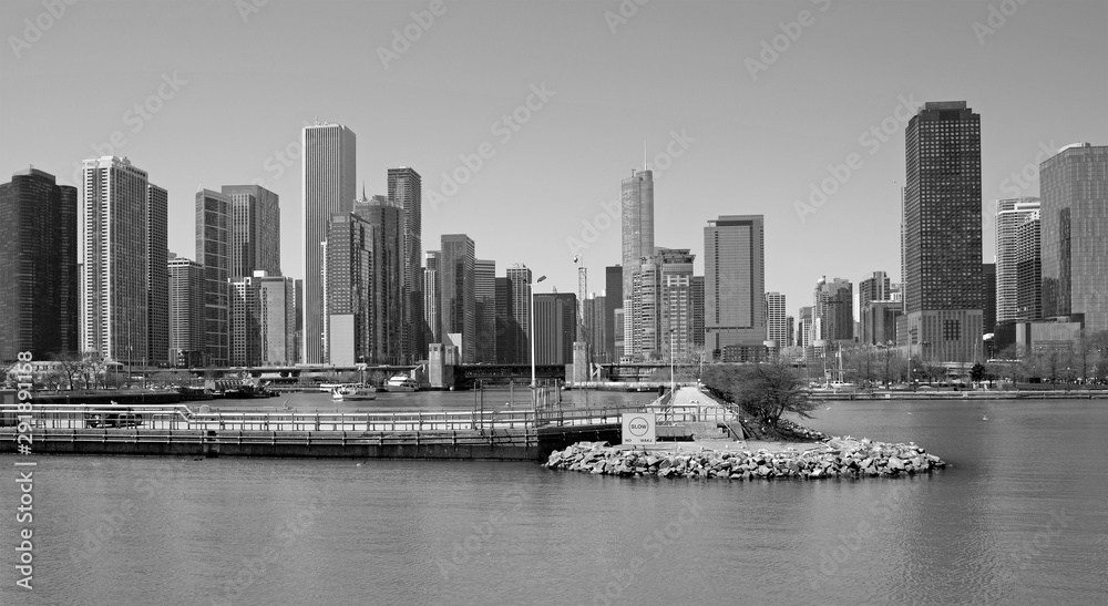 Black and white Chicago city skyline