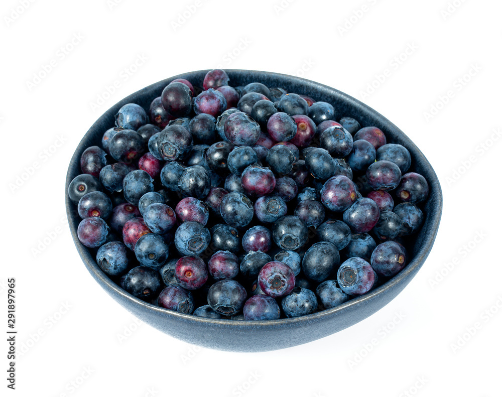 fresh blueberries in a black bowl fresh blueberries in a black bowl