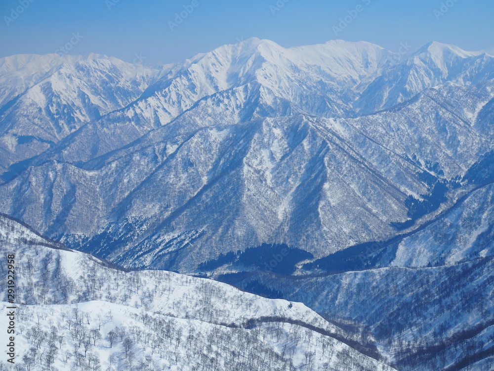 Fototapeta premium Niigata Japan Snow Mountains