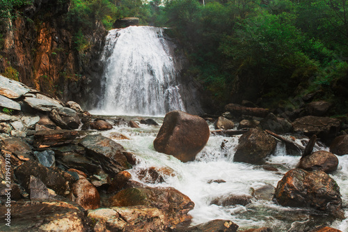 Korbu Waterfall at Lake Tel...