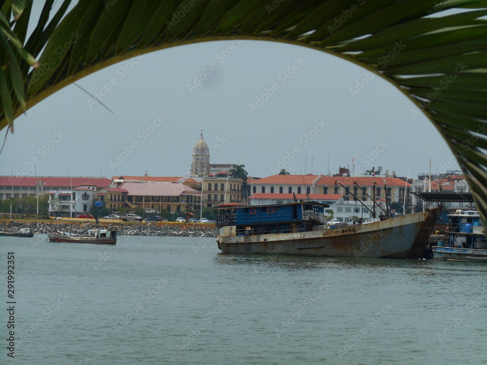 Naklejka premium bridge in venice