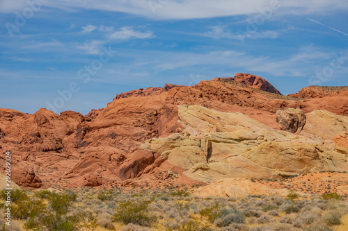 Beautiful landscape around Valley of Fire State Park © Kit Leong