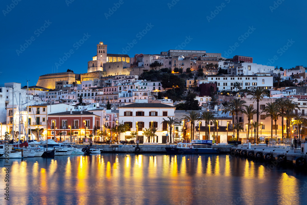 Ibiza Old Town - obrazy, fototapety, plakaty 