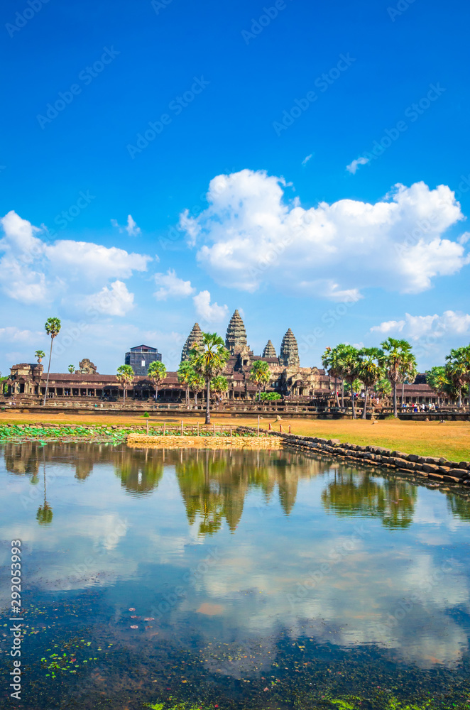 Fototapeta premium Ancient temple complex Angkor Wat, Siem Reap, Cambodia.