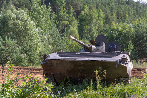 Obraz na plátně BMP-2 amphibious infantry fighting vehicle in the forest
