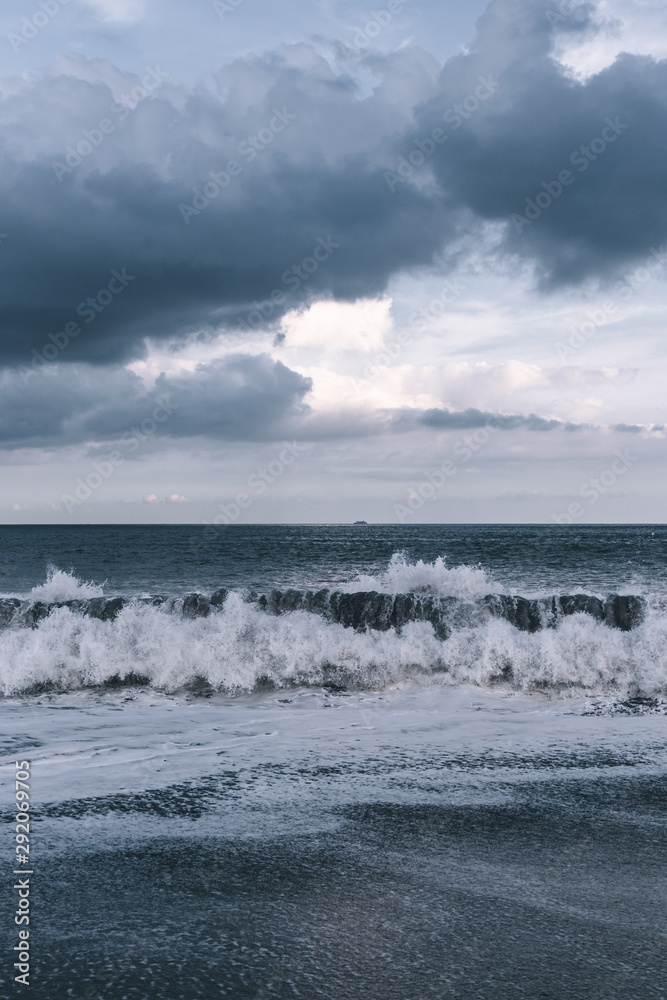 Ocean wave- dramatic
