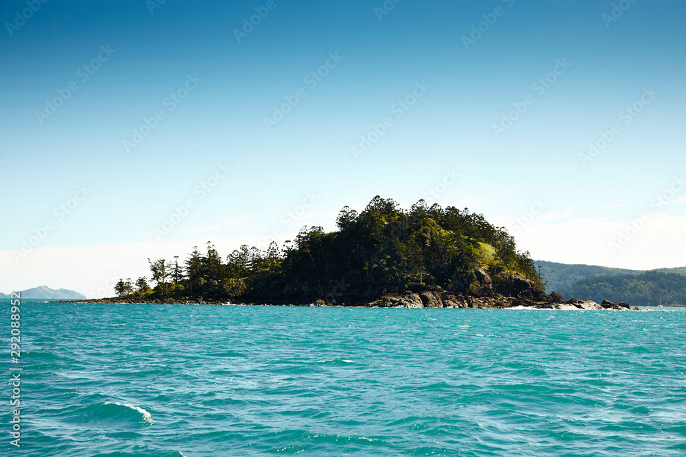 Fototapeta premium tropical island in the sea