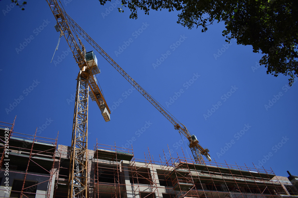Construction & building Construction & building