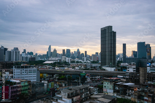 Bangkok Cityscape bei Sonnenaufgang, Thailand