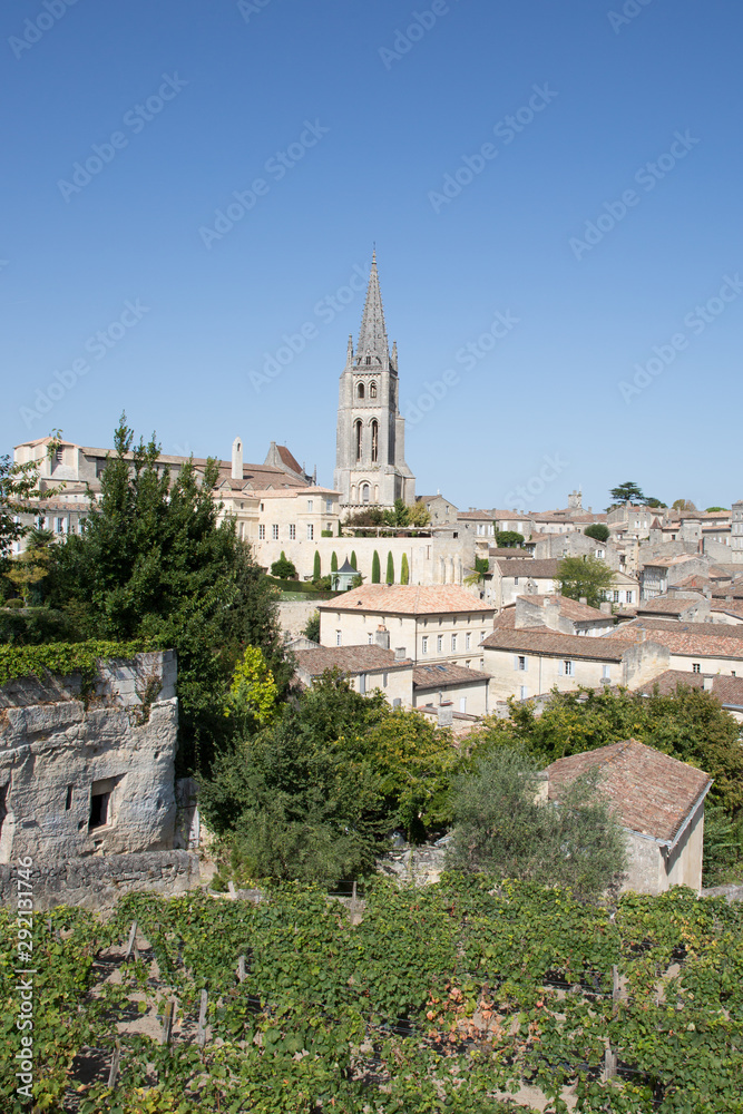 vineyard town of Saint-Emilion Gironde Aquitaine, France UNESCO World Heritage Site