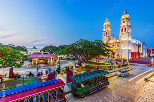 Obraz na płótnie Campeche, Mexico. Independence Plaza in the Old Town w salonie