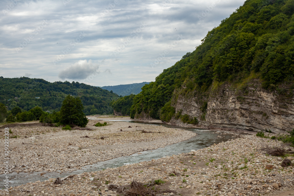 Stone bed of the Ashe river