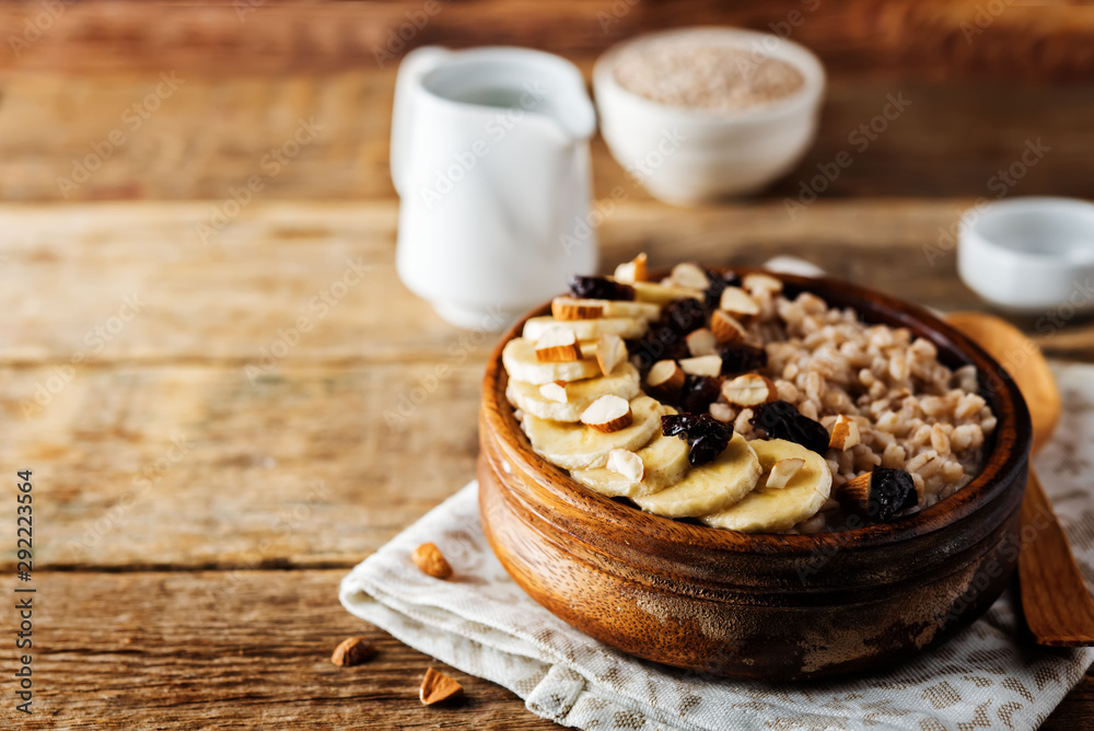 Barley porridge with banana slices and almonds Barley porridge with banana slices and almonds