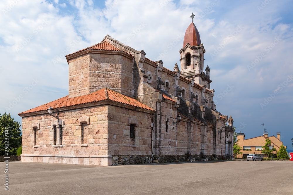 Oviedo, Spain. Parroquia de San Pedro de los Arcos, 1910