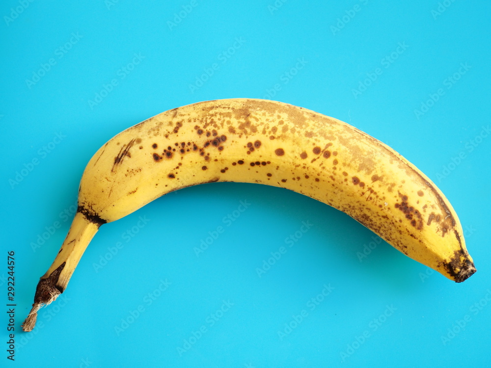 ripe yellow banana 
