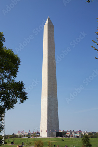 Washington Monument im Sommer